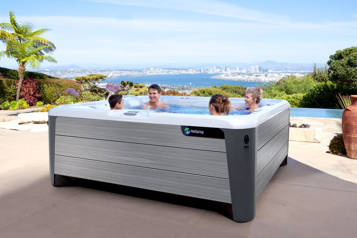 Grandee® Highlife™ Collection Hot Tubs Swim spas Jacuzzis